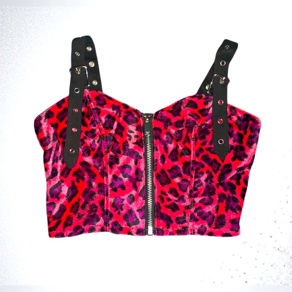 Dolls Kill Tops - Dolls Kill Grave Girls ‘Spot Me’ Pink Leopard Faux Fur Zip Top 🐾